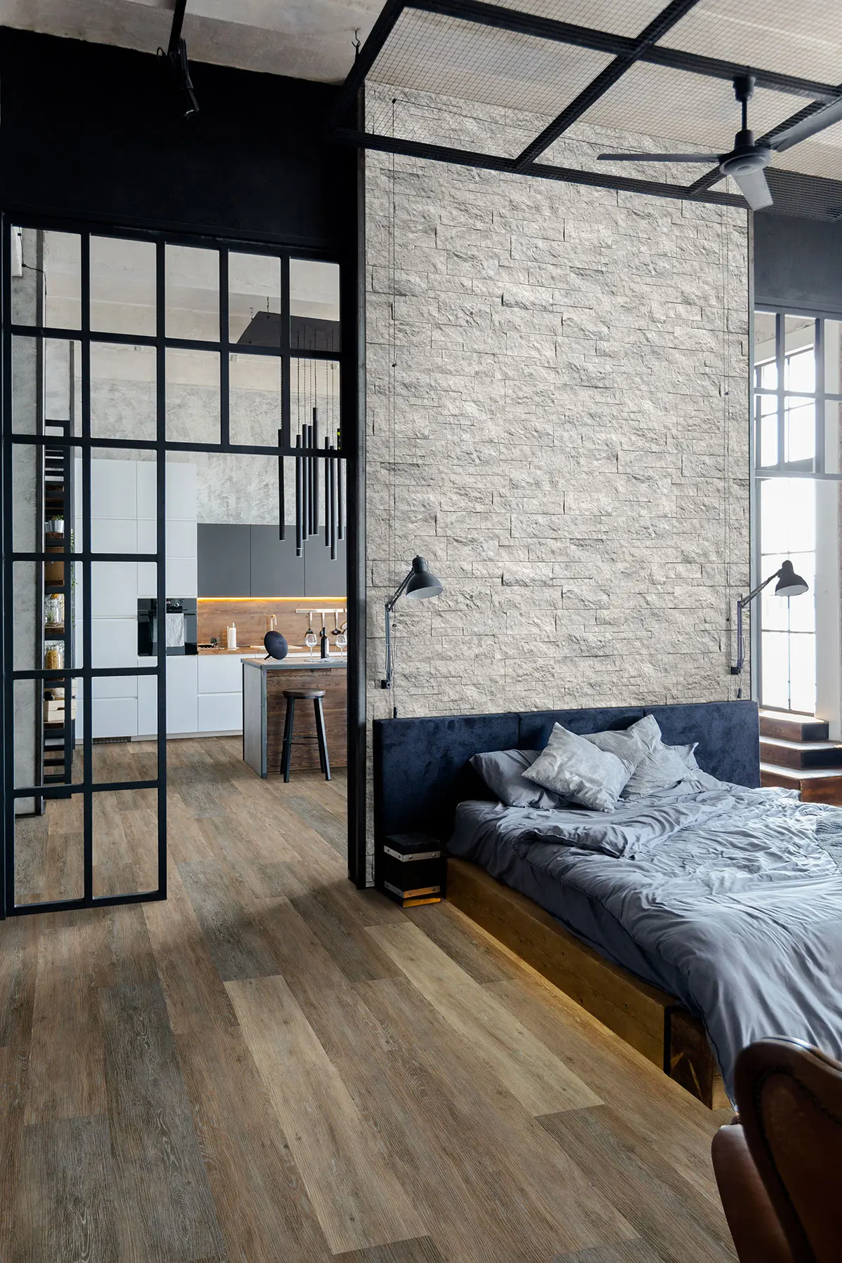 Cyrus 2.0TM Dulles Tails® Luxury Vinyl Plank