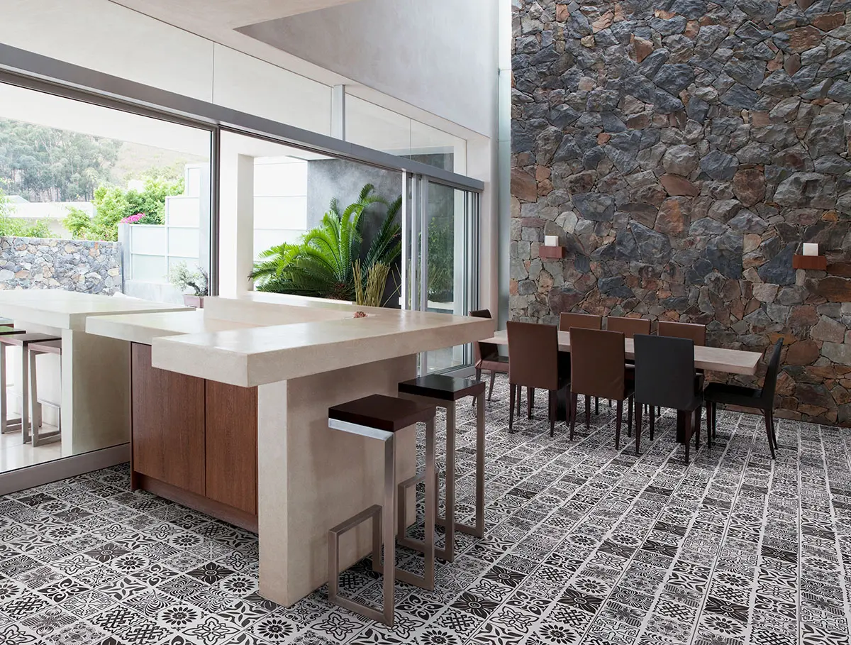 Trecento Windsor Crest® Luxury Vinyl Tile