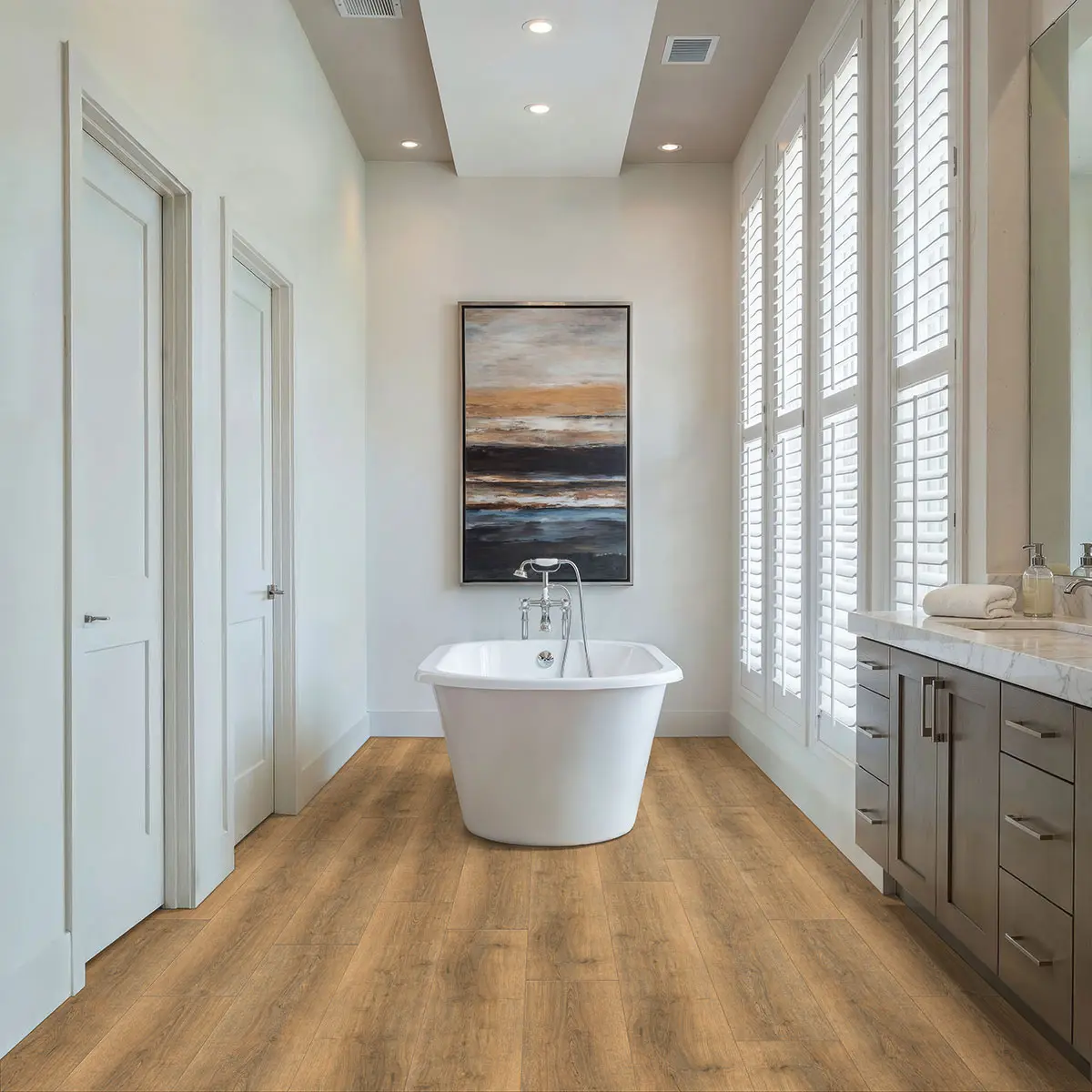 Wayne Parc Macland™ Luxury Vinyl Planks